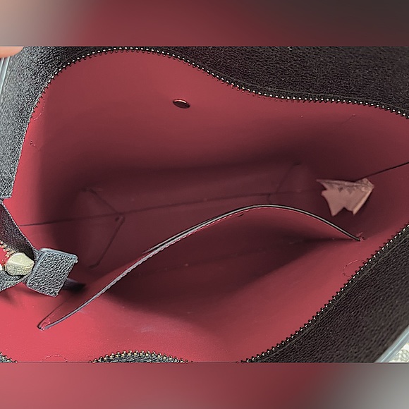 Black Faux Leather Versatile Large Crossbody Tote Bag Purse - Picture 4 of 5